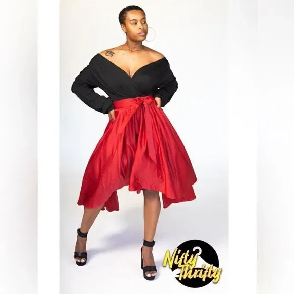 Chic Red High-Low Tie Waist Skirt by Roommates - Picture 1 of 3